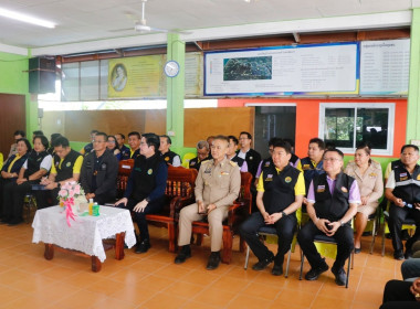 ลงพื้นที่ติดตามการดำเนินงานกลุ่มวิสาหกิจชุมชนผู้เลี้ยงปูขาวปลอดภัยลุ่มน้ำปากพนัง ณ หมู่ที่ 4 ต.เกาะเพชร อ.หัวไทร จ.นครศรีธรรมราช โดยนายชวกิจจ์ สุวรรณคีรี รองผู้ว่าราชการจังหวัดนครศรีธรรมราช กล่าวต้อนรับพร้อมนายวิศิษฐ์ ศรีสุวรรณ์ อธิบดีกรมส่งเสริมสหกรณ์นา ... พารามิเตอร์รูปภาพ 29